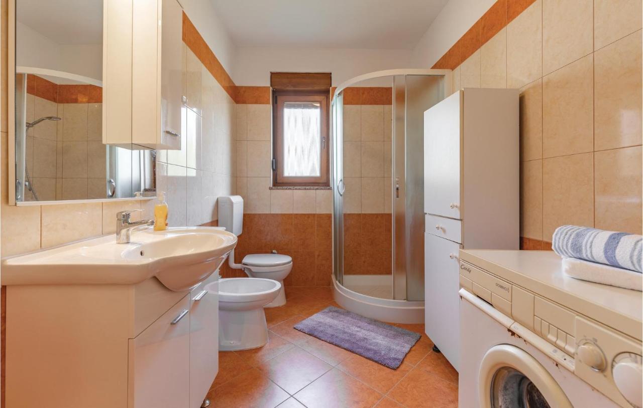 Awesome Apartment In Pula With Wifi Экстерьер фото