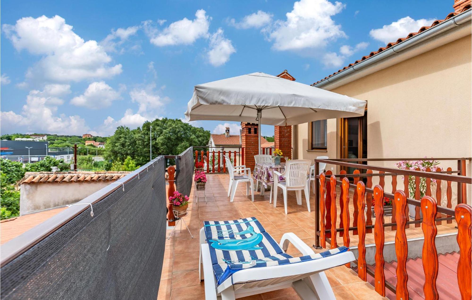 Awesome Apartment In Pula With Wifi Экстерьер фото