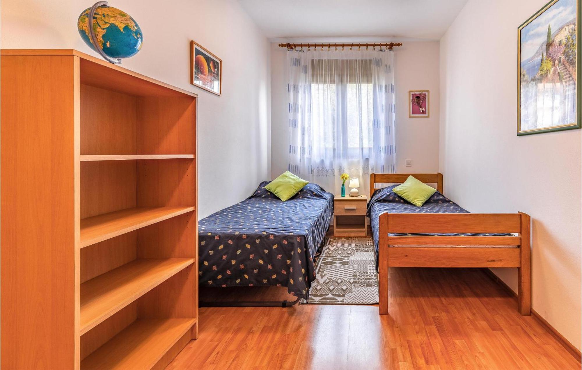 Awesome Apartment In Pula With Wifi Экстерьер фото